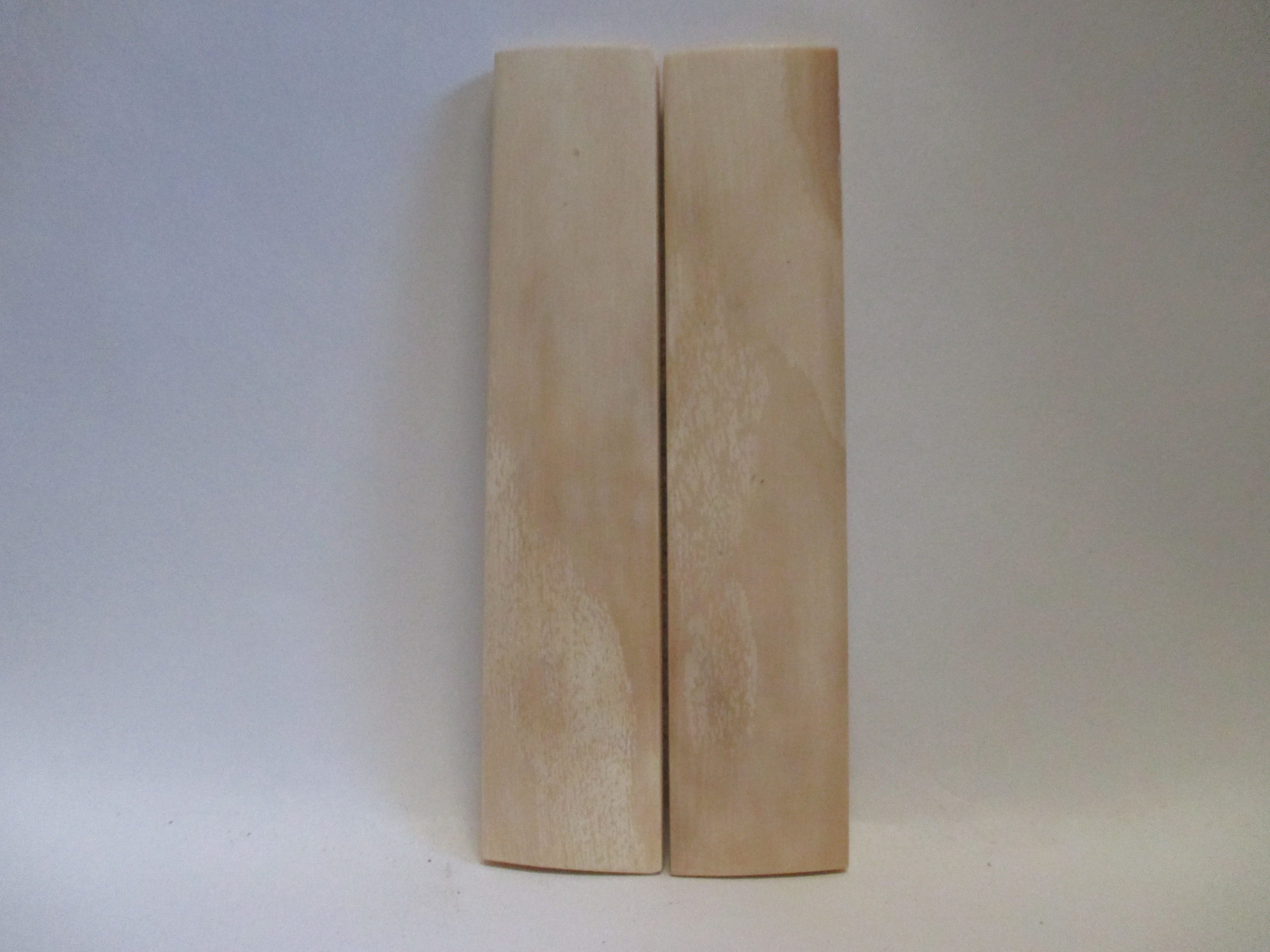 INTERIOR IVORY   3-7/8 X 13/16 X 1/8