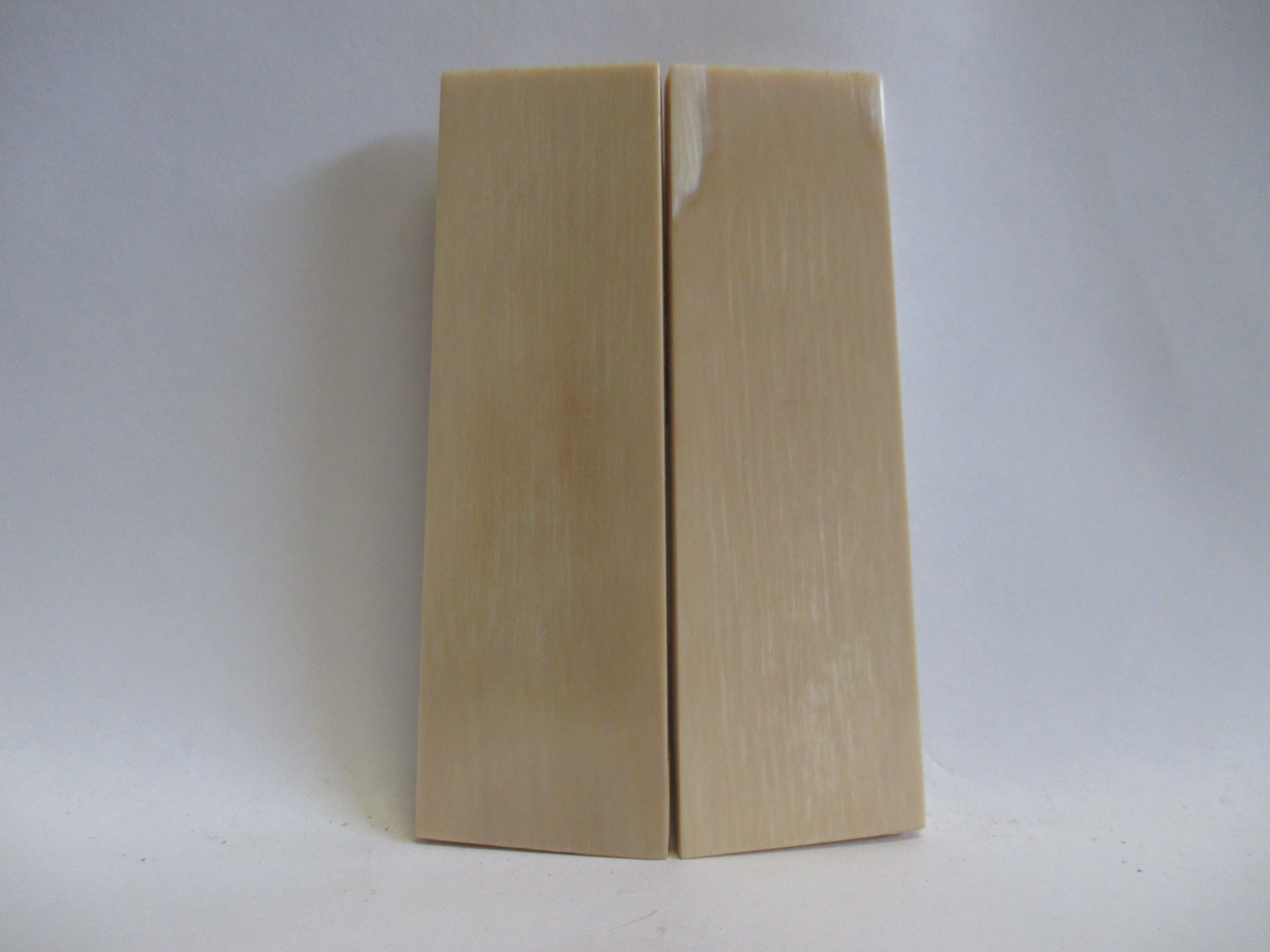 INTERIOR IVORY   3-1/8 X 7/8 X 1/8