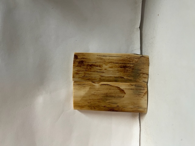  MAMMOTH IVORY SCALES            2-5/8 X 1-1/16 X 3/16
