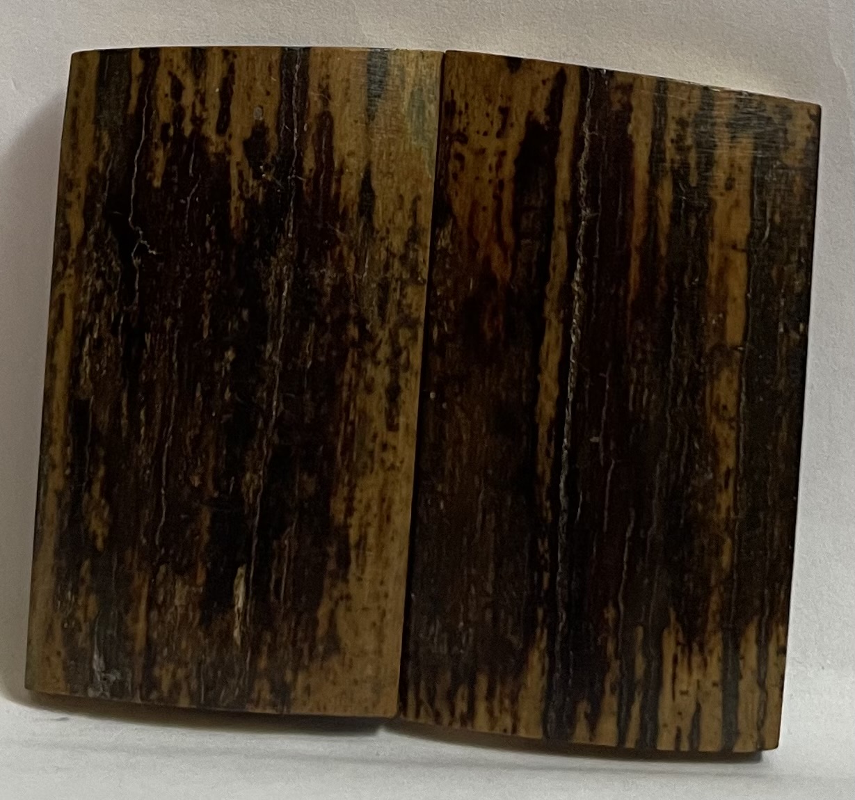 MAMMOTH IVORY SCALES          2-3/16 X 1-1/4 X 1/4 