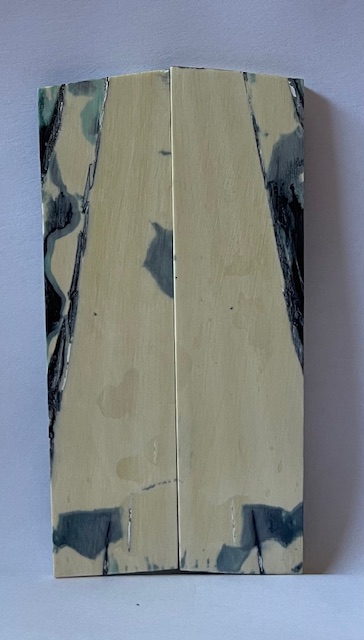 Parallel cut mammoth scales        3-3/4 X 15/16 X 1/8