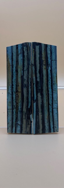 Parallel cut mammoth scales        4-5/16 tapers X 1-1/4 X 1/8