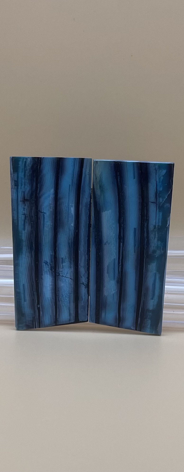 Parallel cut mammoth scales         3-1/8 X 1-3/8 to 1-7/16 X 1/16