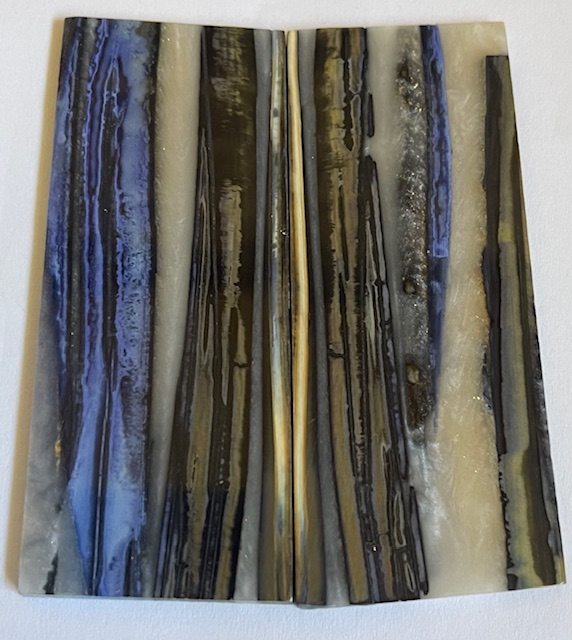 Parallel cut mammoth scales      3-3/16 X 1-1/4 X 1/16